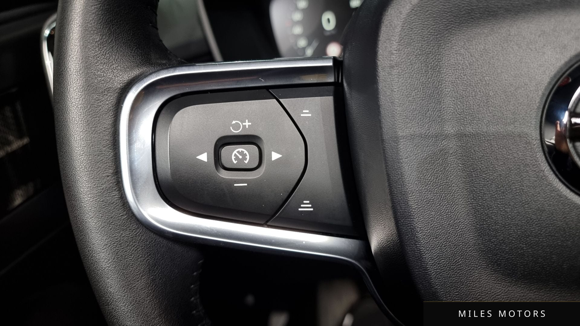Volvo XC40 2020 — миниатюра 17