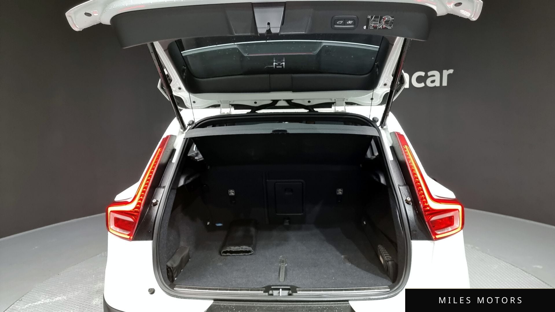 Volvo XC40 2020 — миниатюра 20