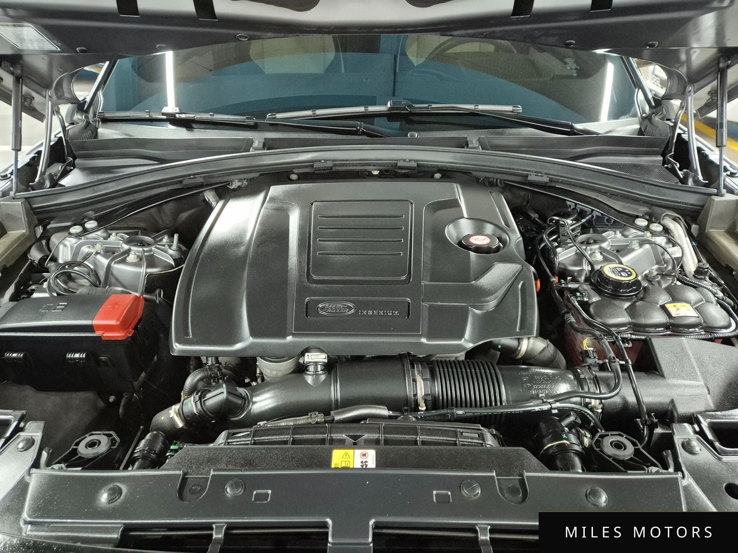 Land Rover Range Rover Velar 2021 — миниатюра 8