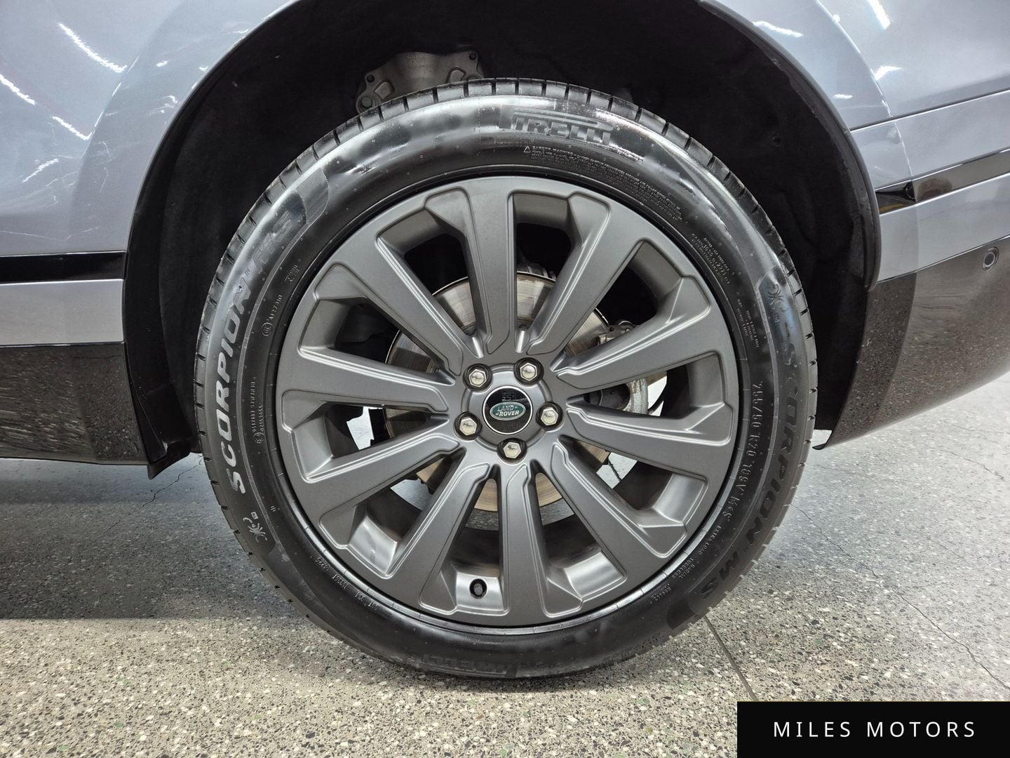 Land Rover Range Rover Velar 2021 — миниатюра 10