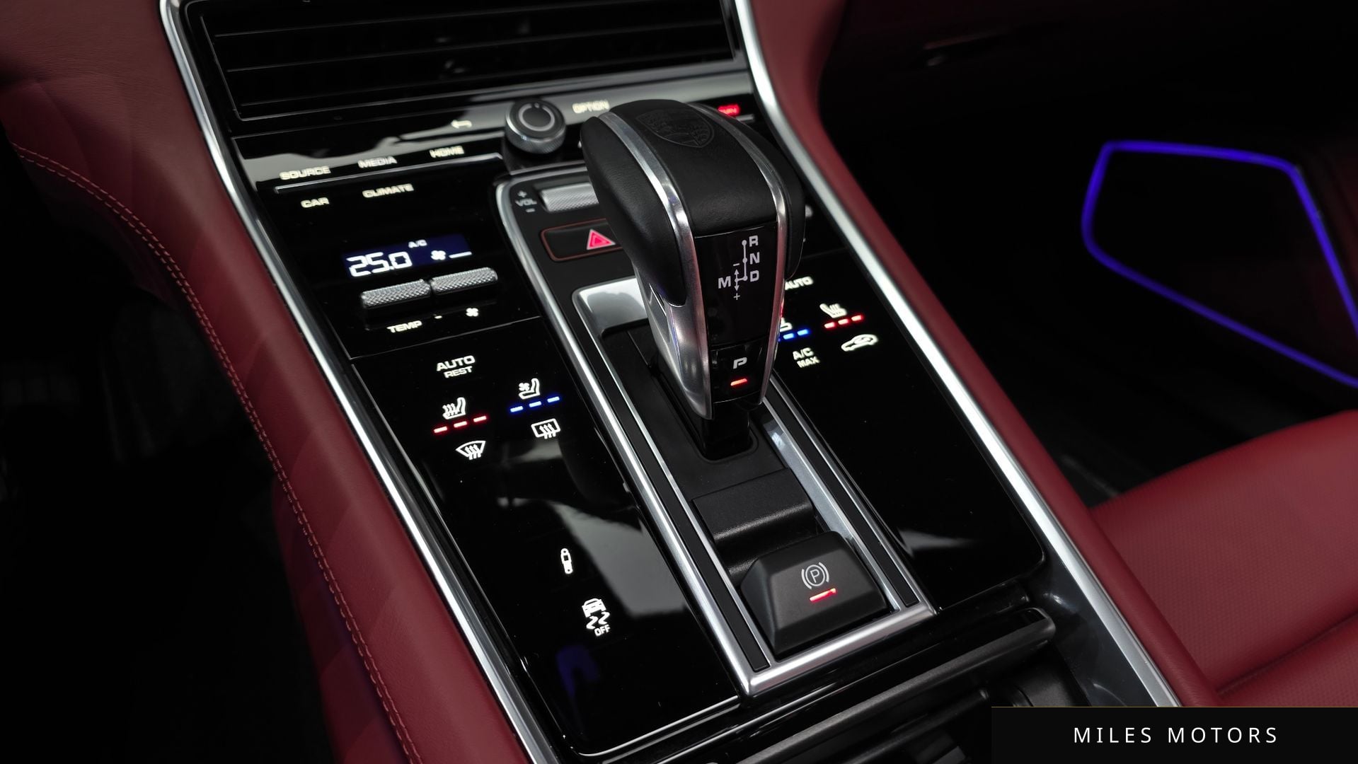 Porsche Panamera 2023 — миниатюра 8