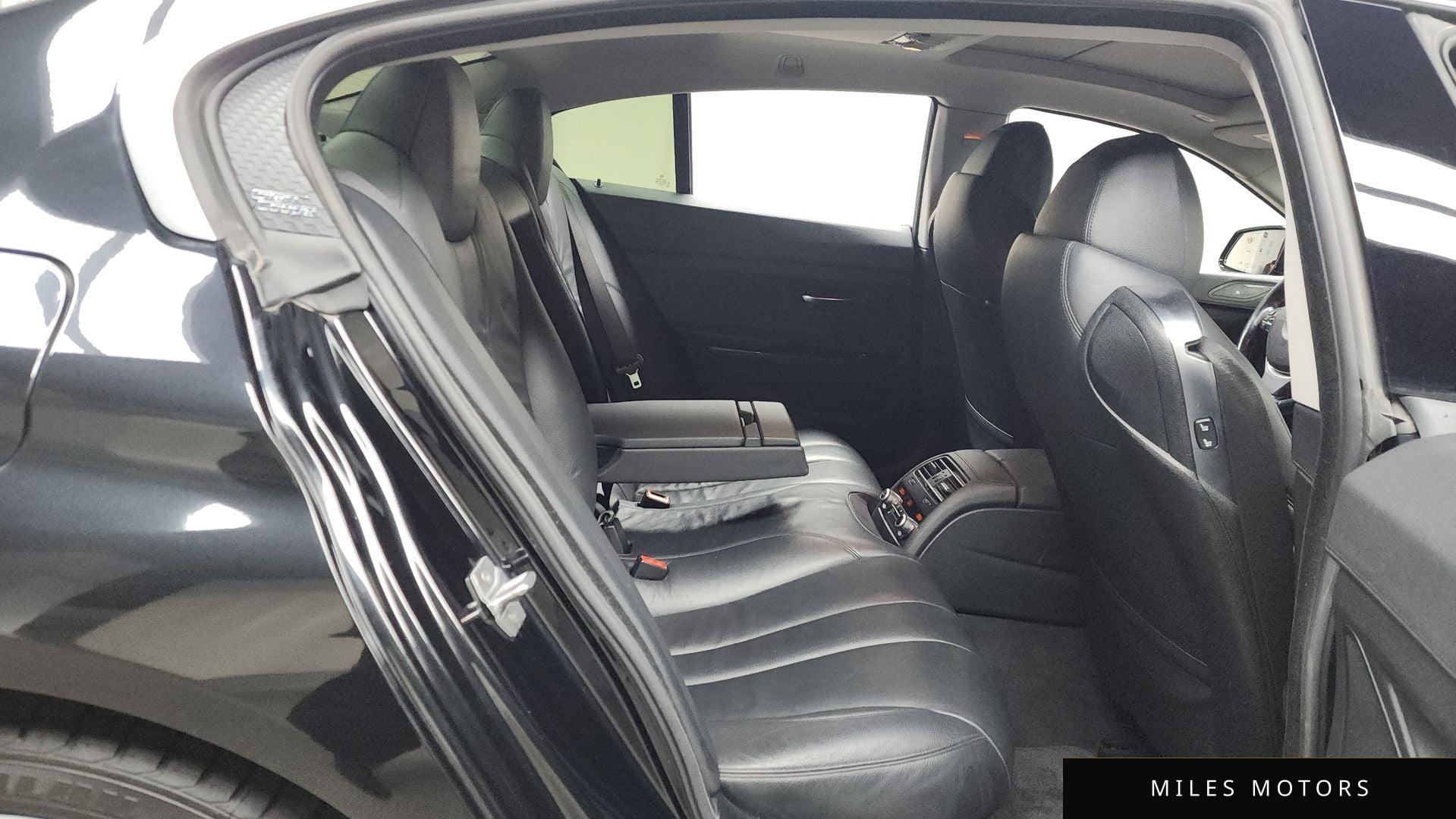 BMW 6시리즈 (F12) 2015 — миниатюра 12