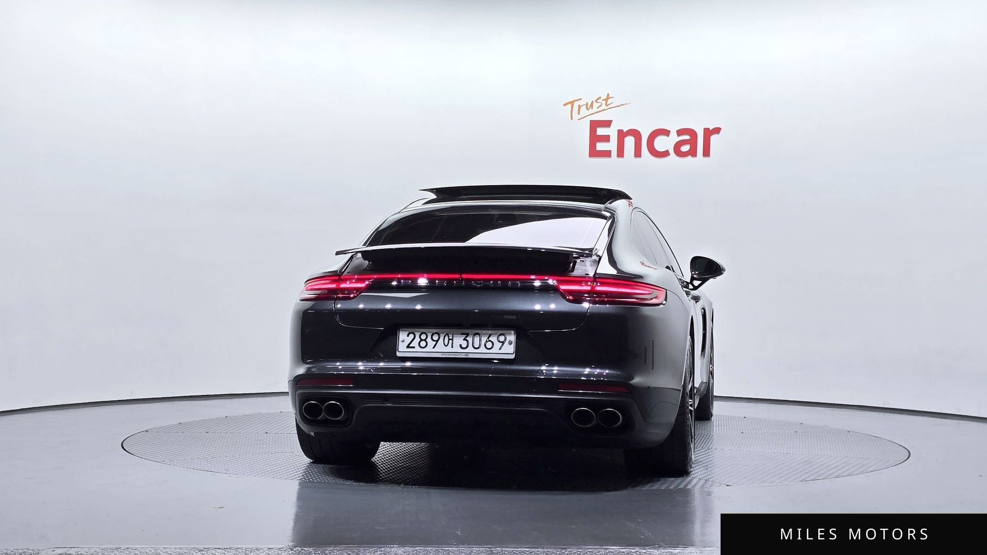 Porsche Panamera 2019 — миниатюра 4