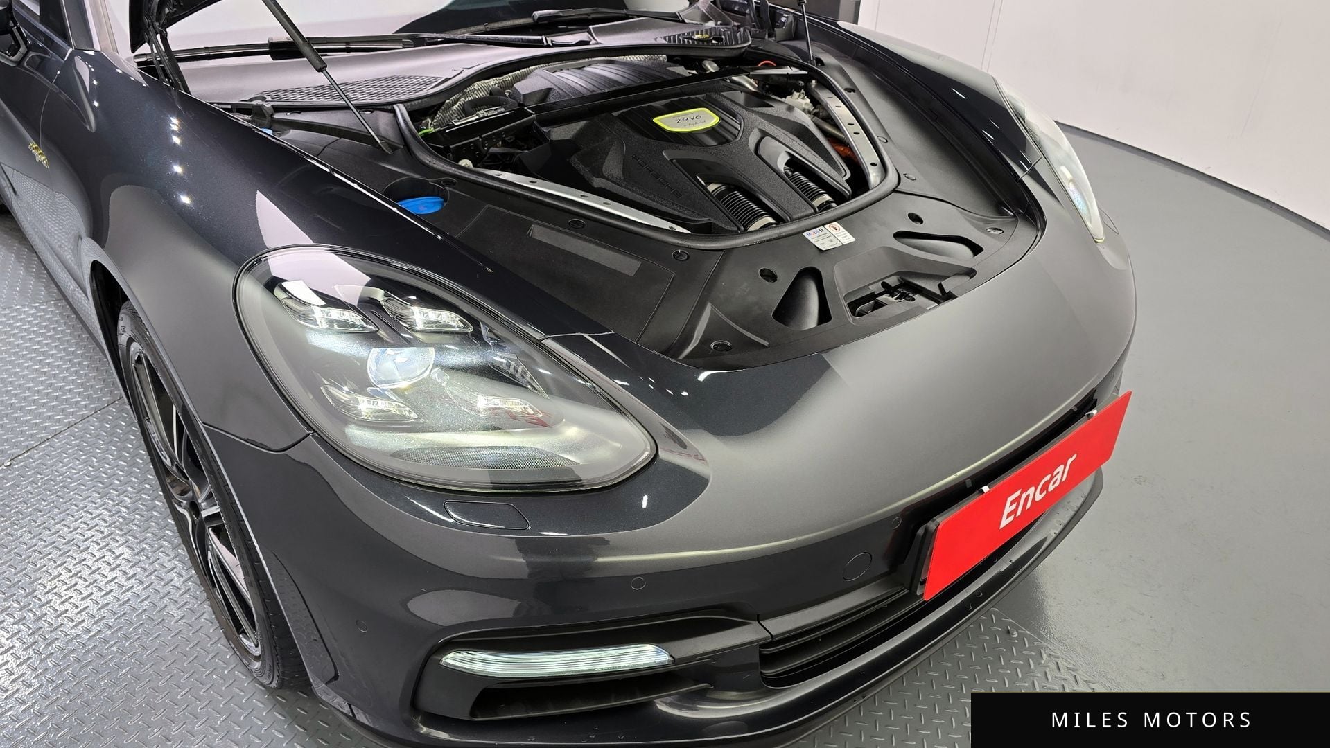 Porsche Panamera 2019 — миниатюра 6