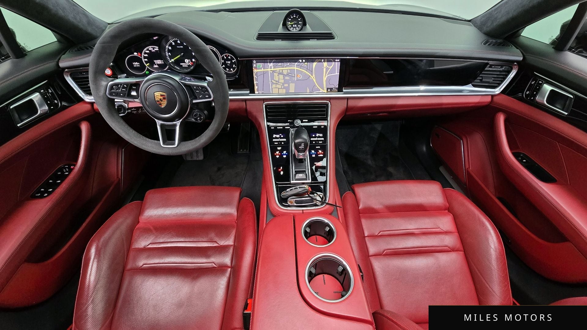 Porsche Panamera 2019 — миниатюра 7