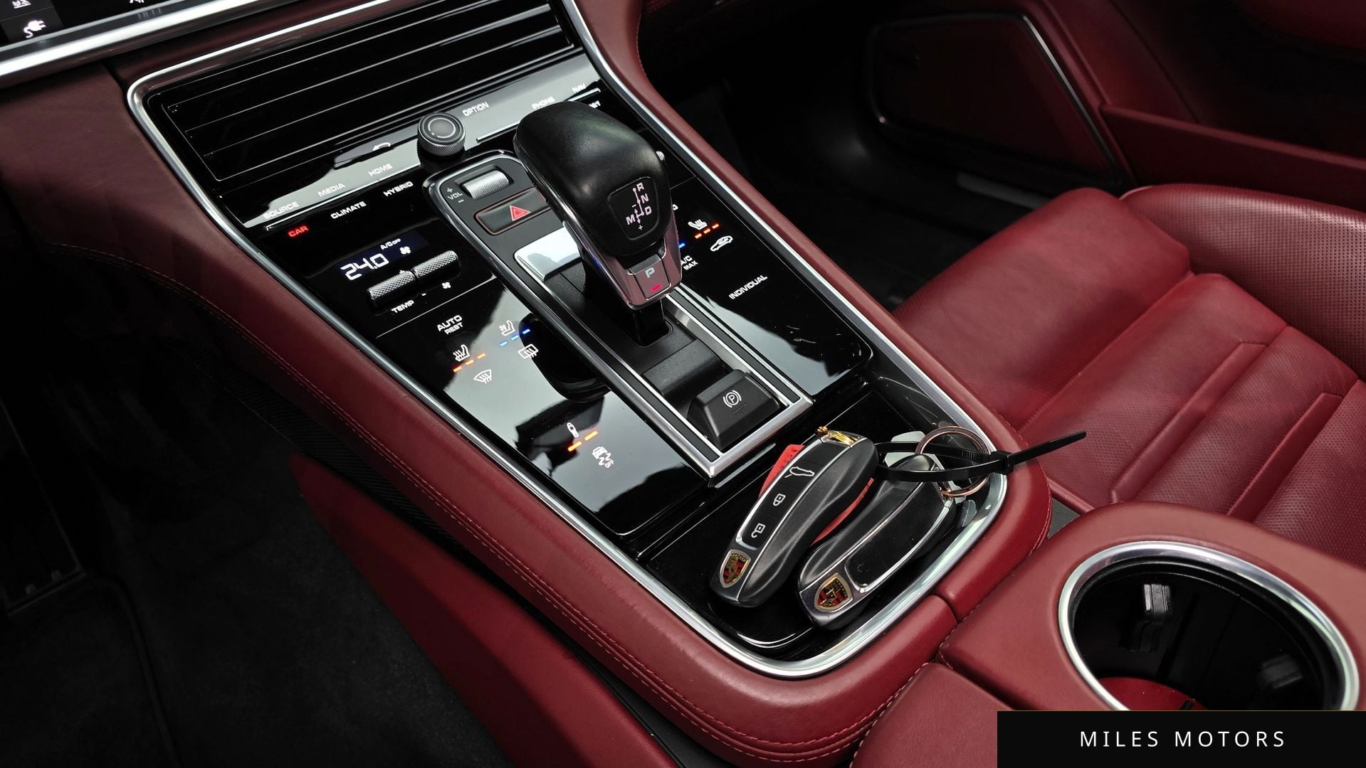 Porsche Panamera 2019 — миниатюра 9