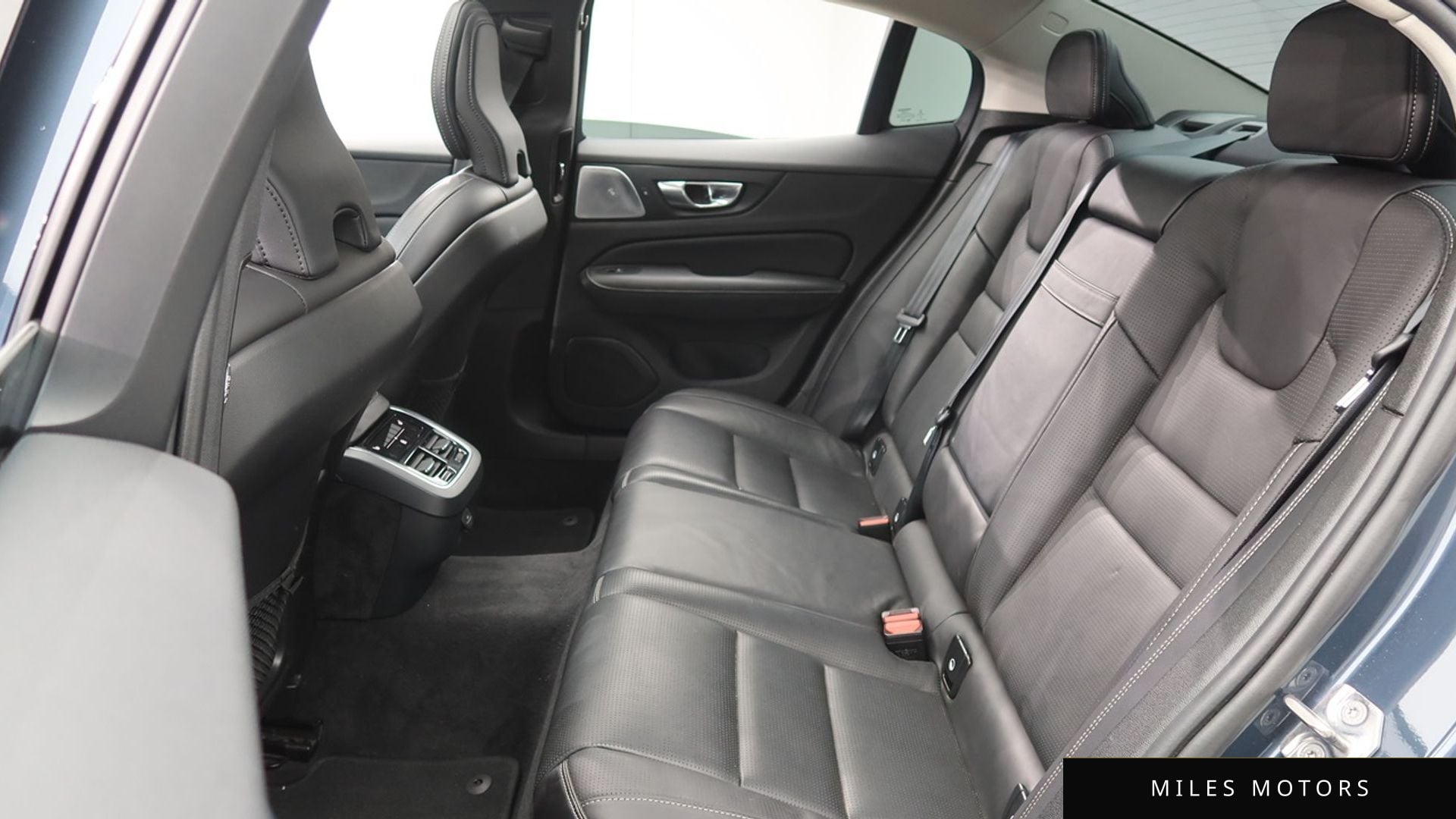 Volvo S60 2021 — миниатюра 11