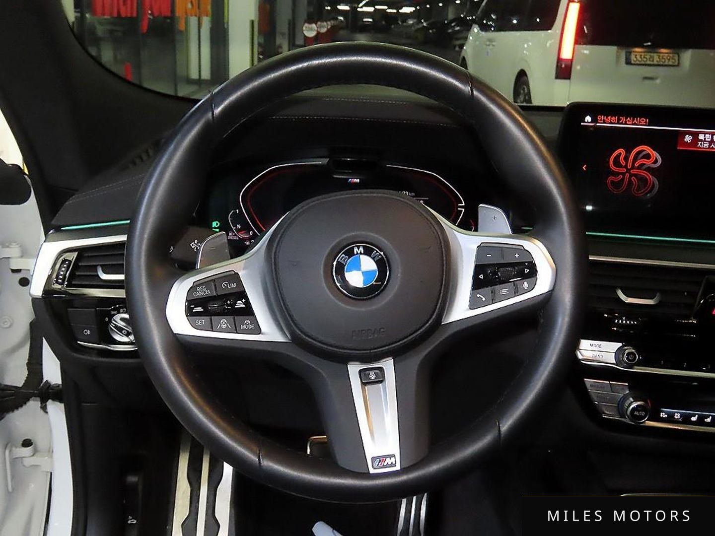BMW 6 Series GT (G32) 2023 — миниатюра 8