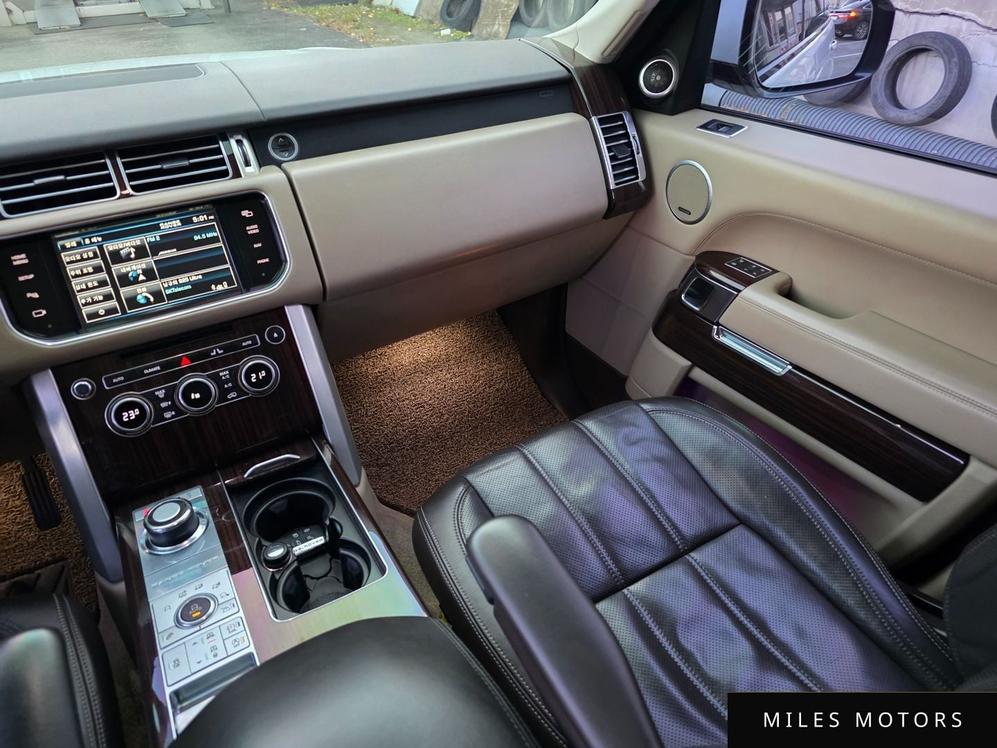 Land Rover Range Rover 2013 — миниатюра 12