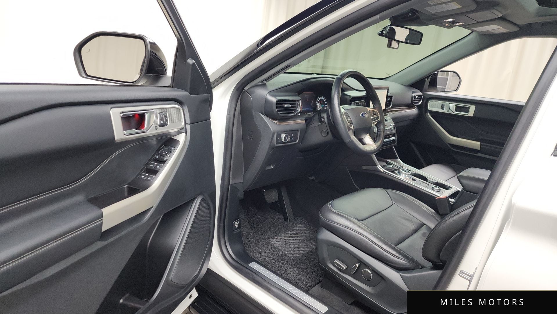 Ford Explorer 2020 — миниатюра 10