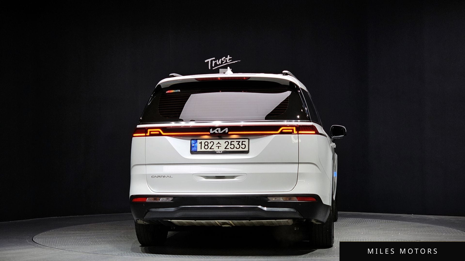 Kia Carnival 2023 — миниатюра 4