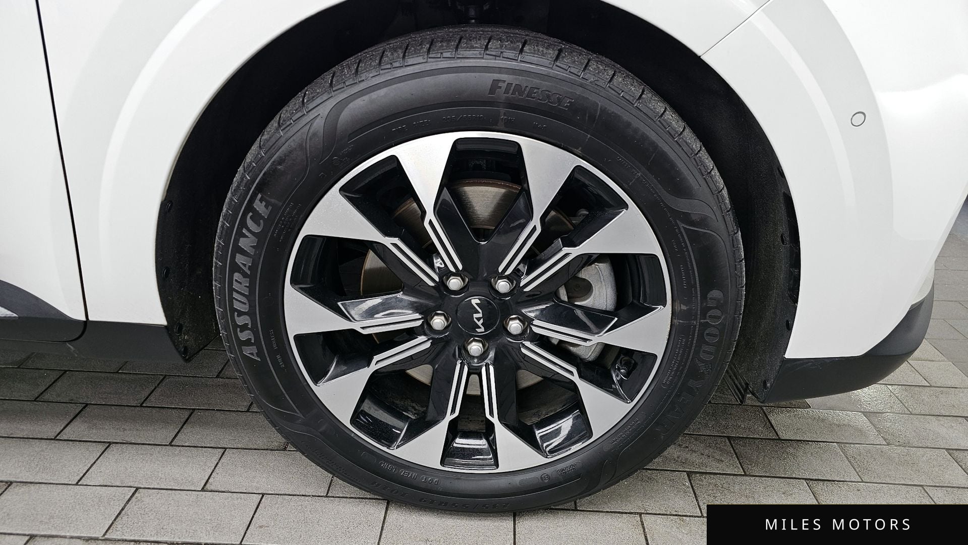 Kia Carnival 2023 — миниатюра 5
