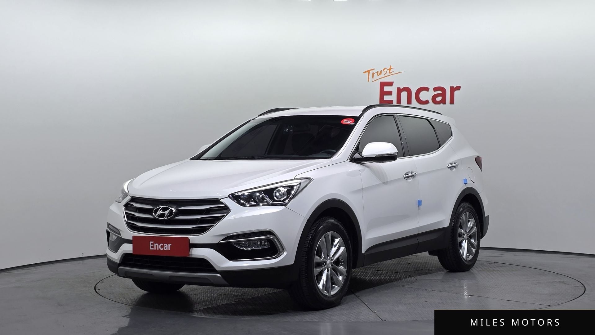 Hyundai Santafe 2016 — фото 1 из 12