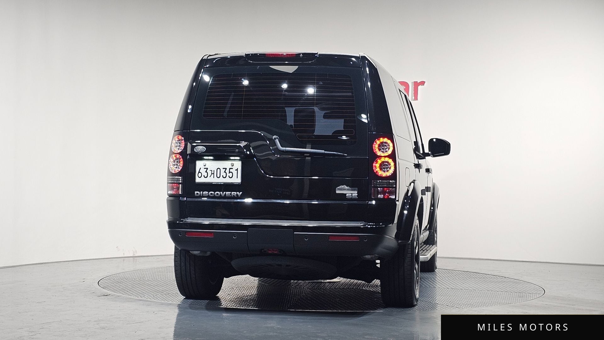 Land Rover Discovery 2016 — миниатюра 4