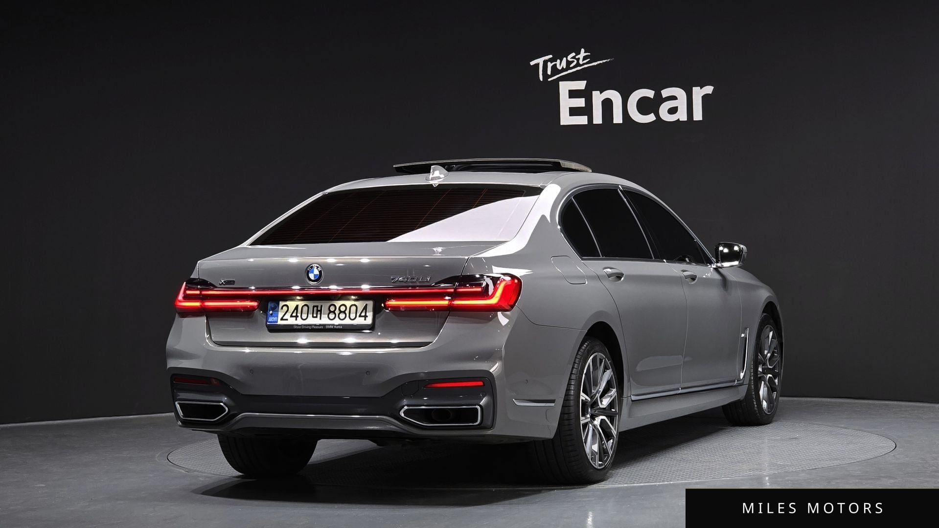 BMW 7 Series (G11) 2021 — миниатюра 2