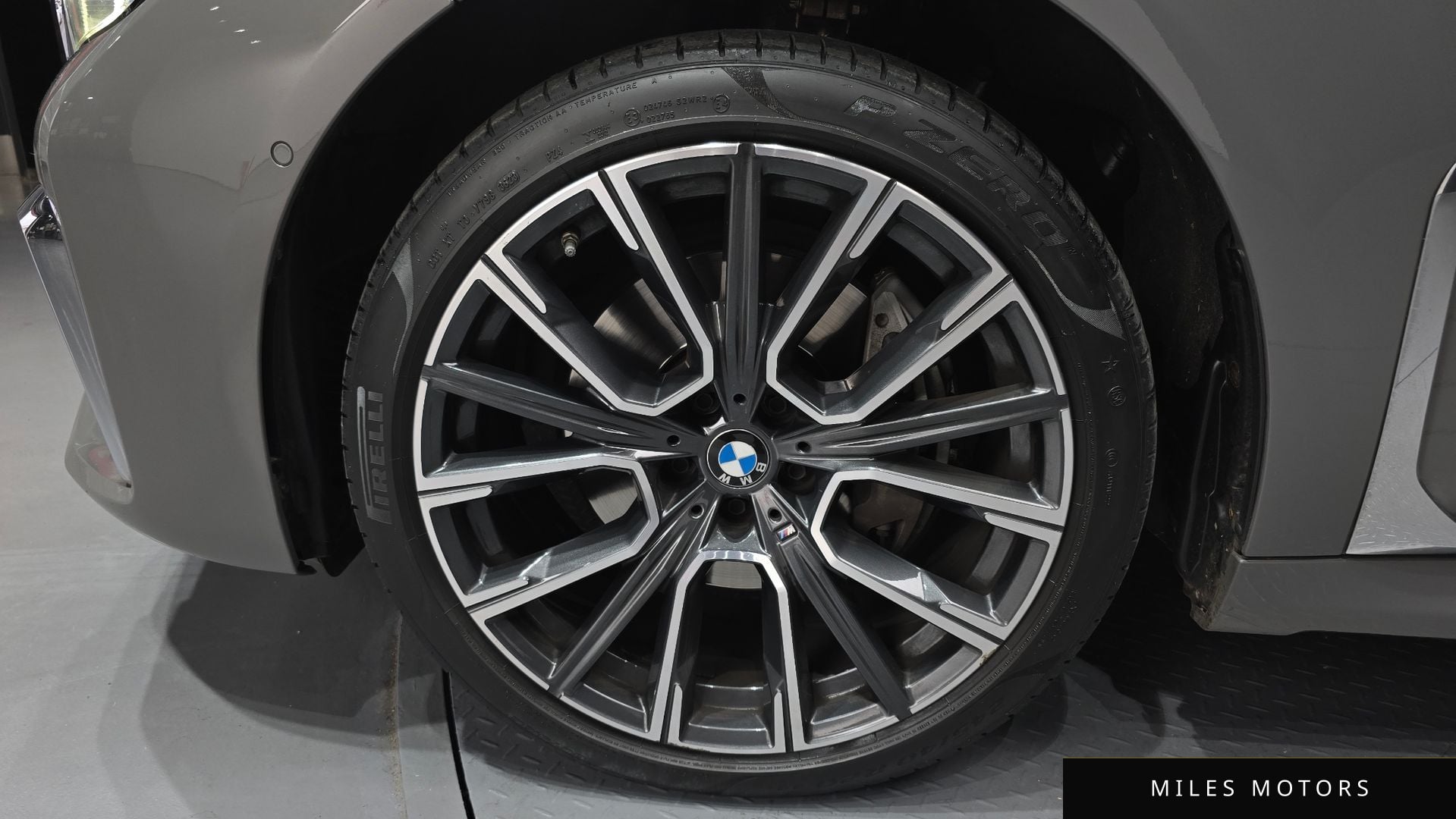 BMW 7 Series (G11) 2021 — миниатюра 5