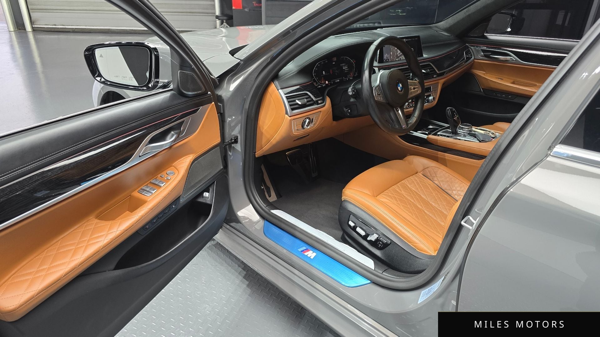 BMW 7 Series (G11) 2021 — миниатюра 11