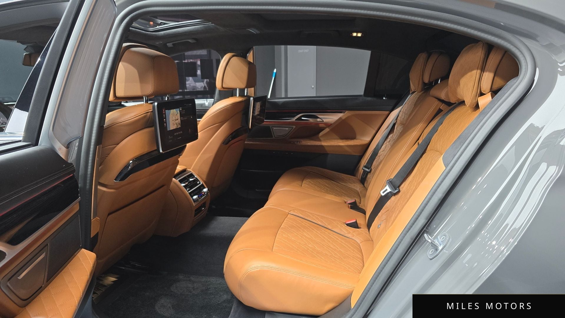 BMW 7 Series (G11) 2021 — миниатюра 12