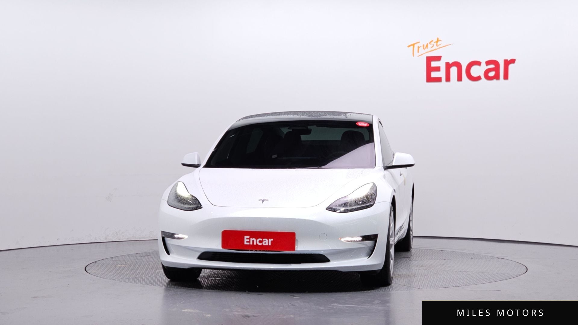 Tesla Model 3 2022 — миниатюра 3