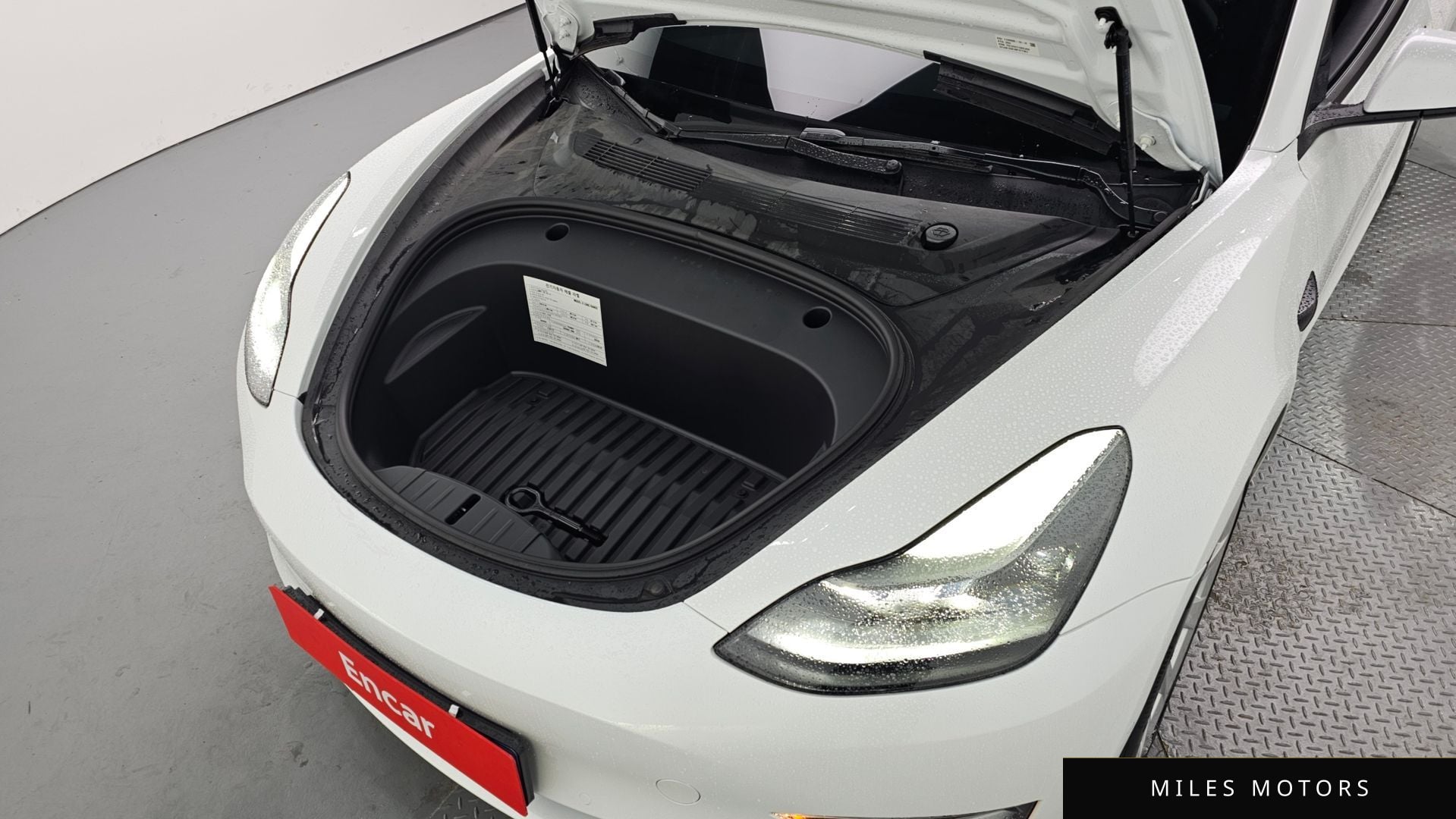 Tesla Model 3 2022 — миниатюра 6