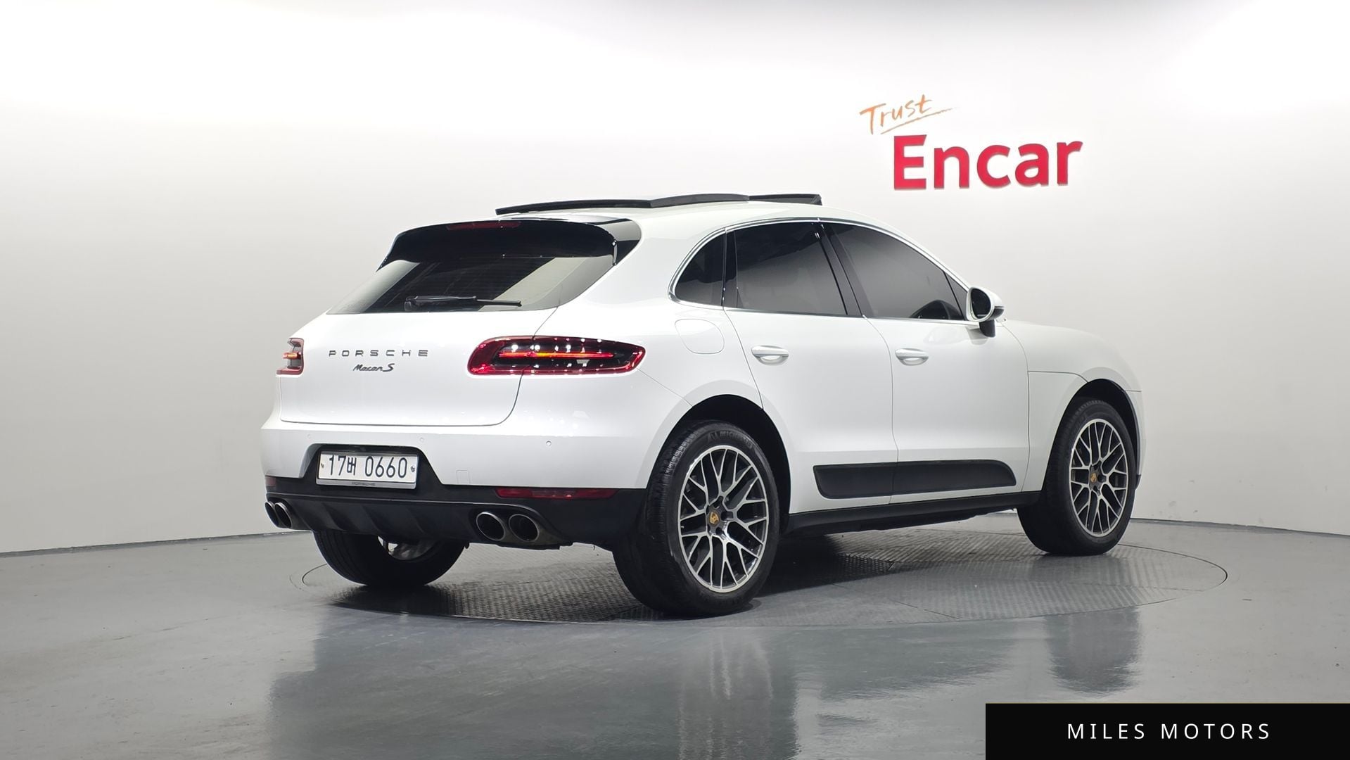 Porsche Macan 2015 — миниатюра 2