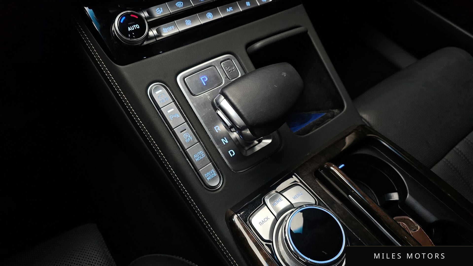 Genesis G90 2019 — миниатюра 9