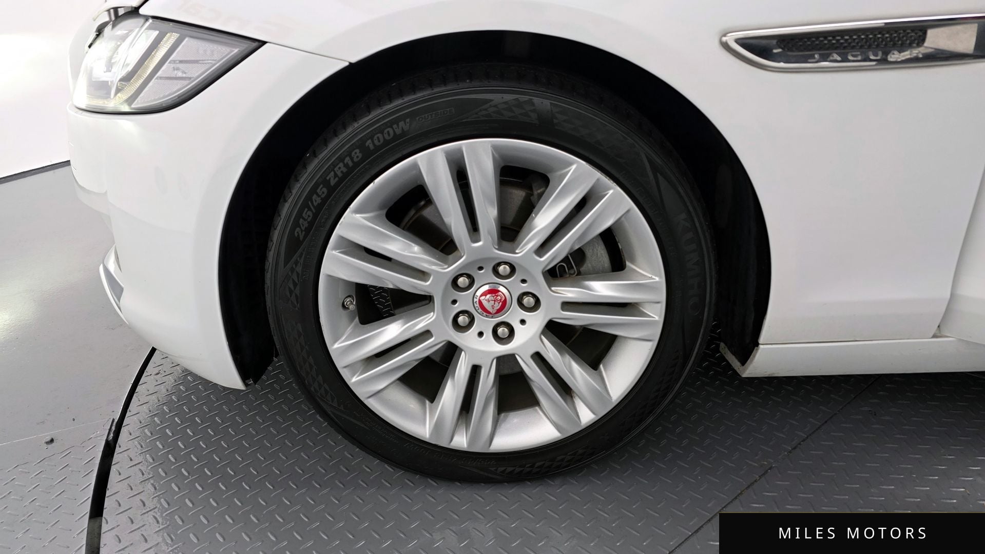 Jaguar XF (X260) 2017 — миниатюра 5
