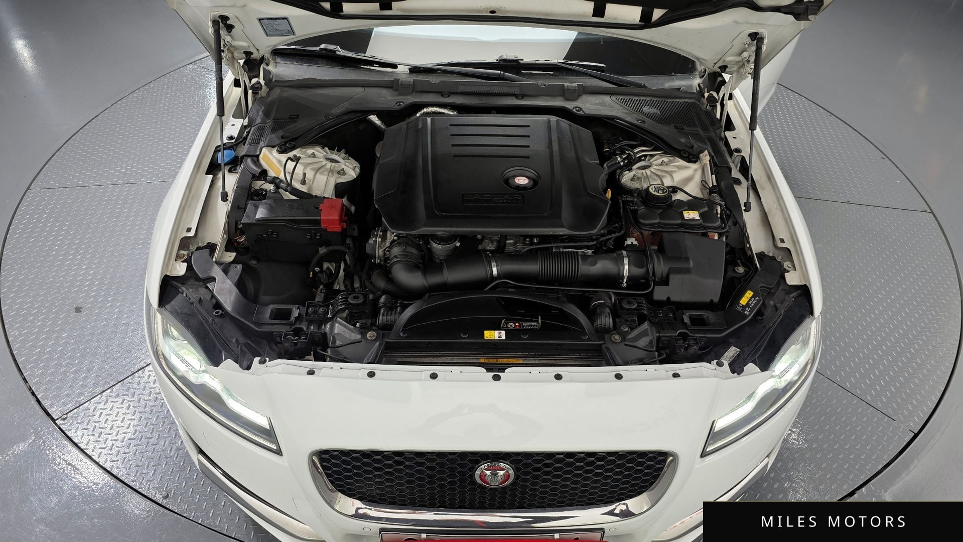Jaguar XF (X260) 2017 — миниатюра 6