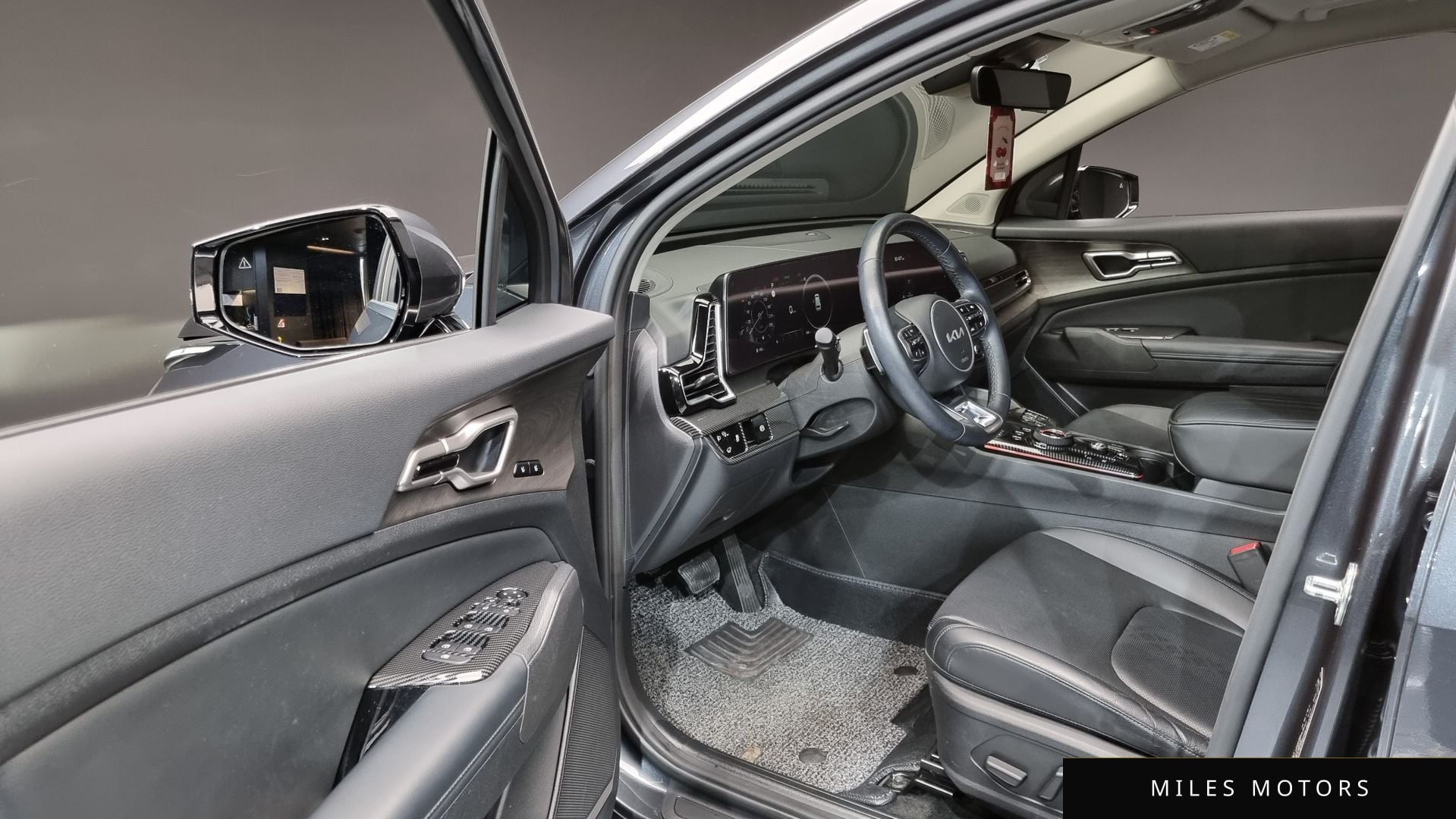 Kia Sportage 2022 — миниатюра 10