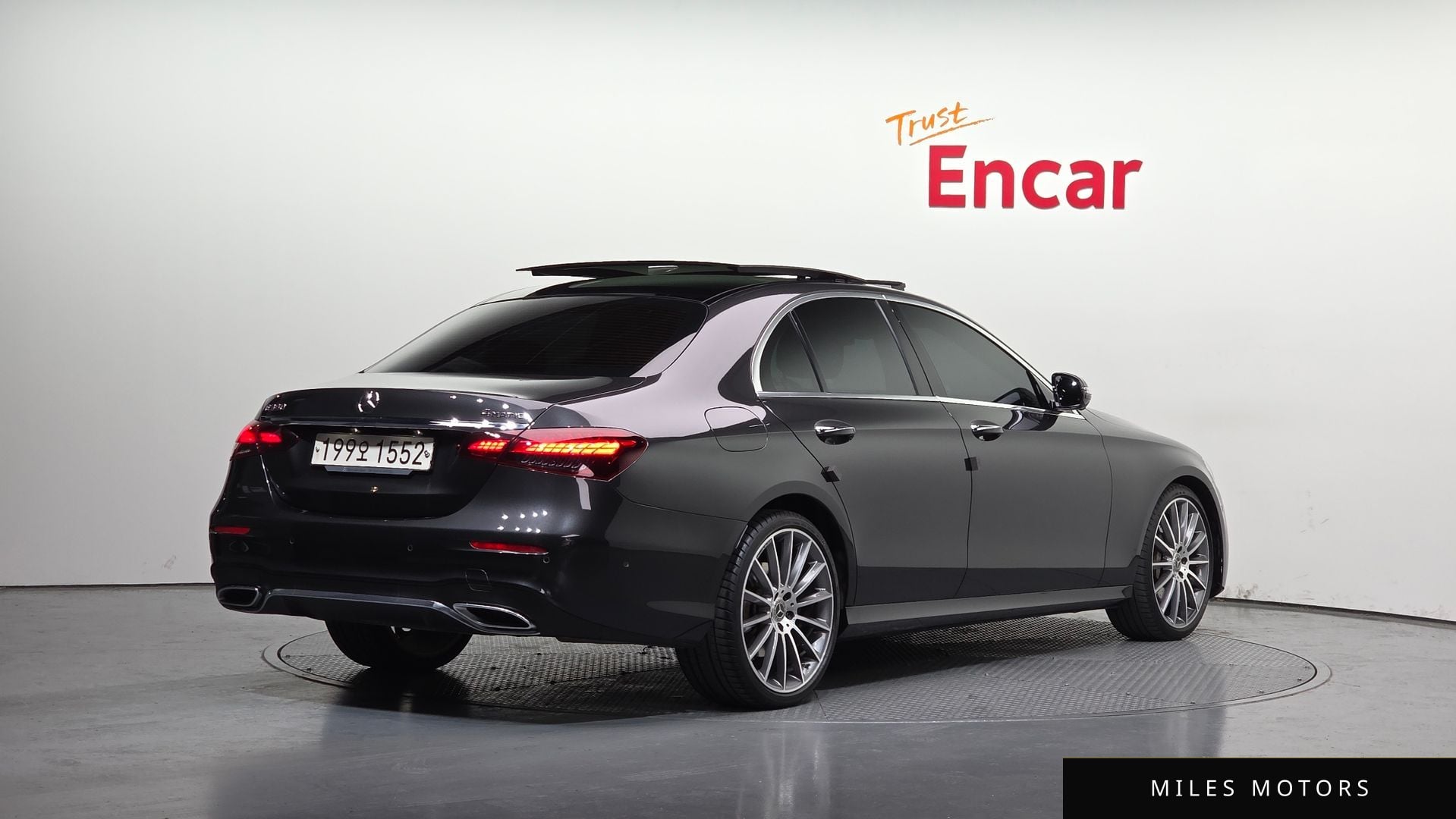 Mercedes-Benz E-Class W213 2022 — миниатюра 2