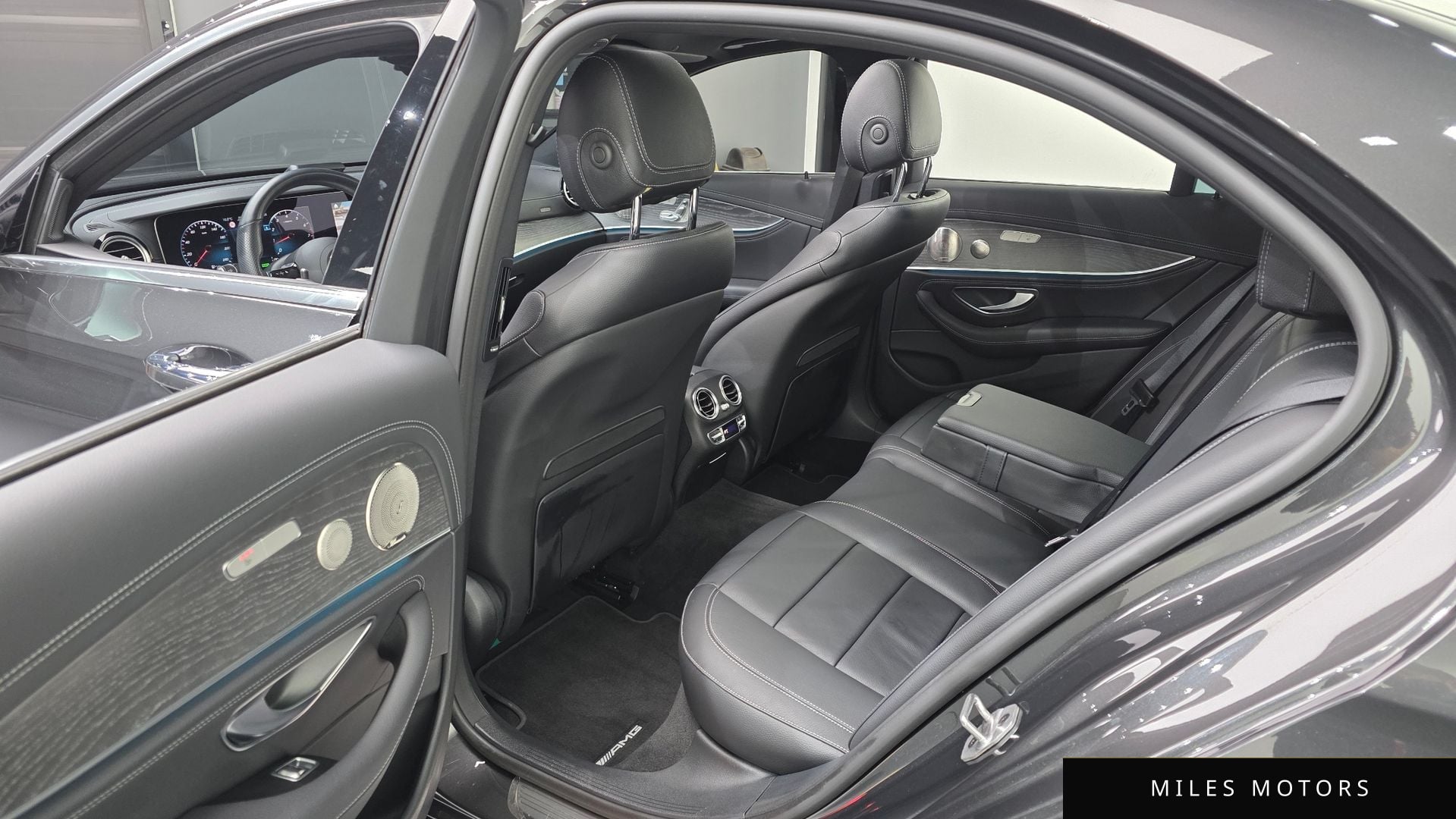 Mercedes-Benz E-Class W213 2022 — миниатюра 11