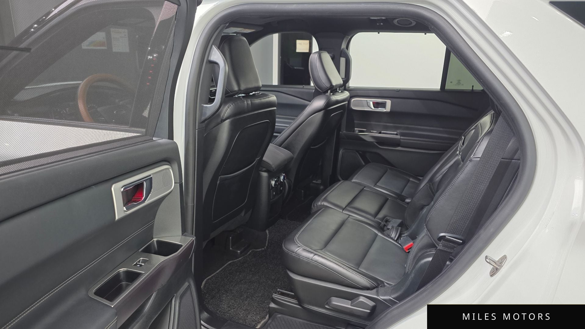Ford Explorer 2020 — миниатюра 11