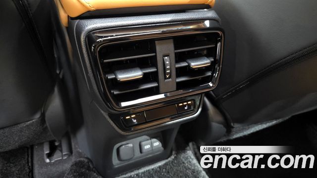 Лексус NX350h 2024 — миниатюра 17