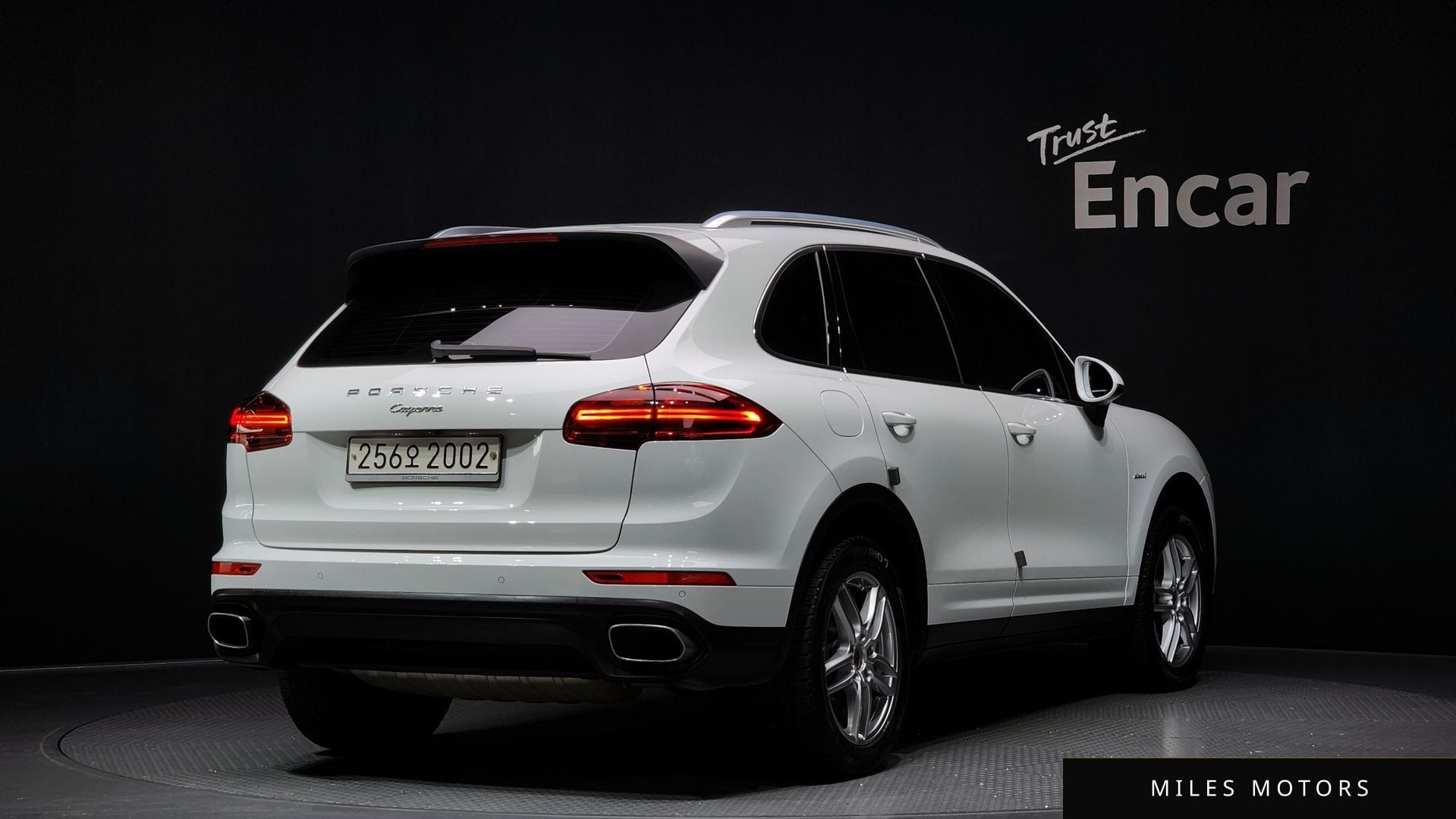 Porsche 카이엔 2015 — миниатюра 2