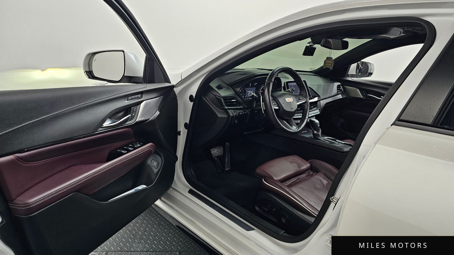 Cadillac CT4 2020 — миниатюра 10