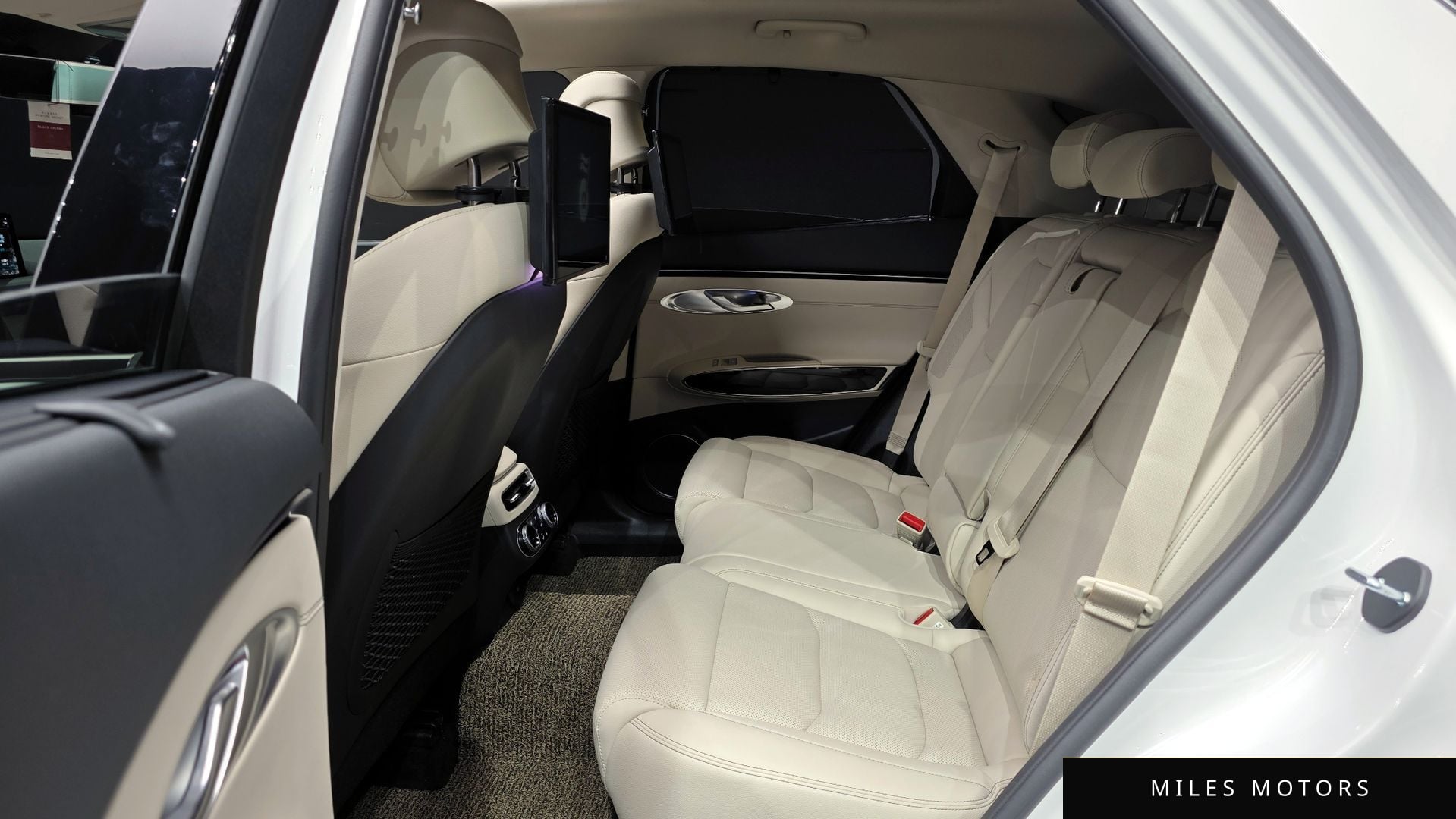 Genesis GV70 2024 — миниатюра 12