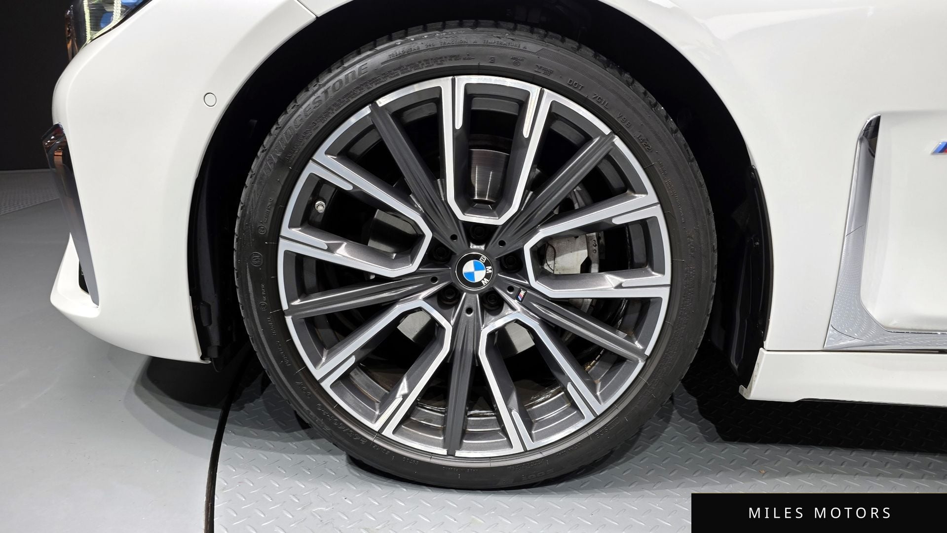 BMW 7 Series (G11) 2022 — миниатюра 5