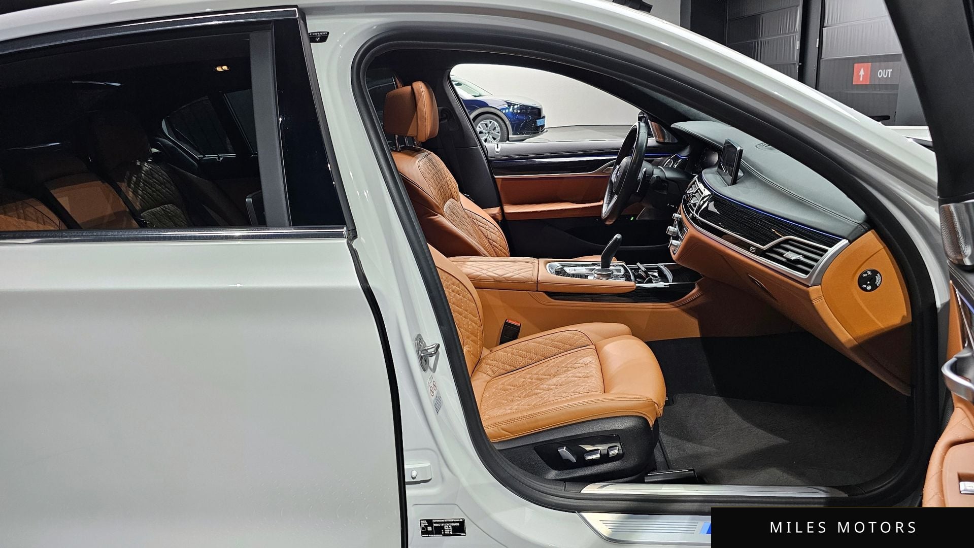 BMW 7 Series (G11) 2022 — миниатюра 10