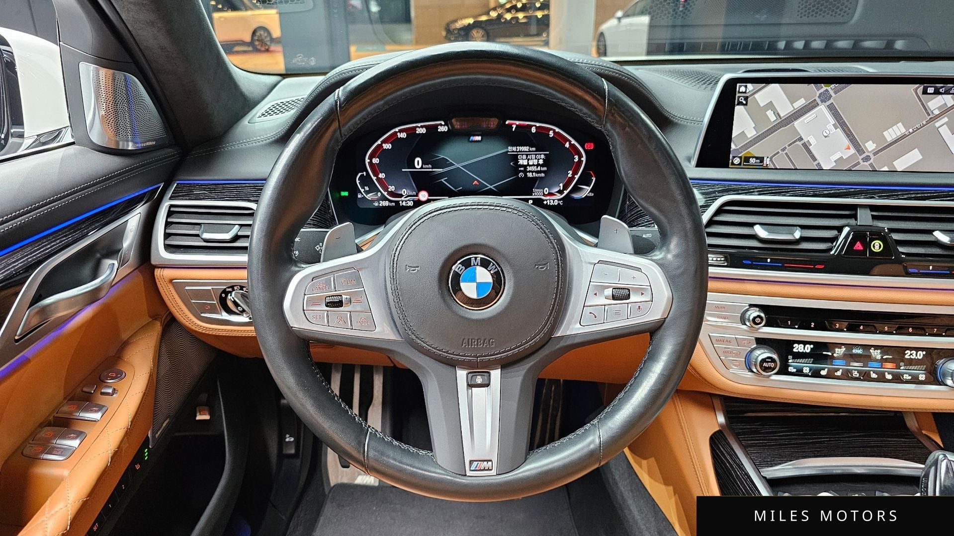 BMW 7 Series (G11) 2022 — миниатюра 13