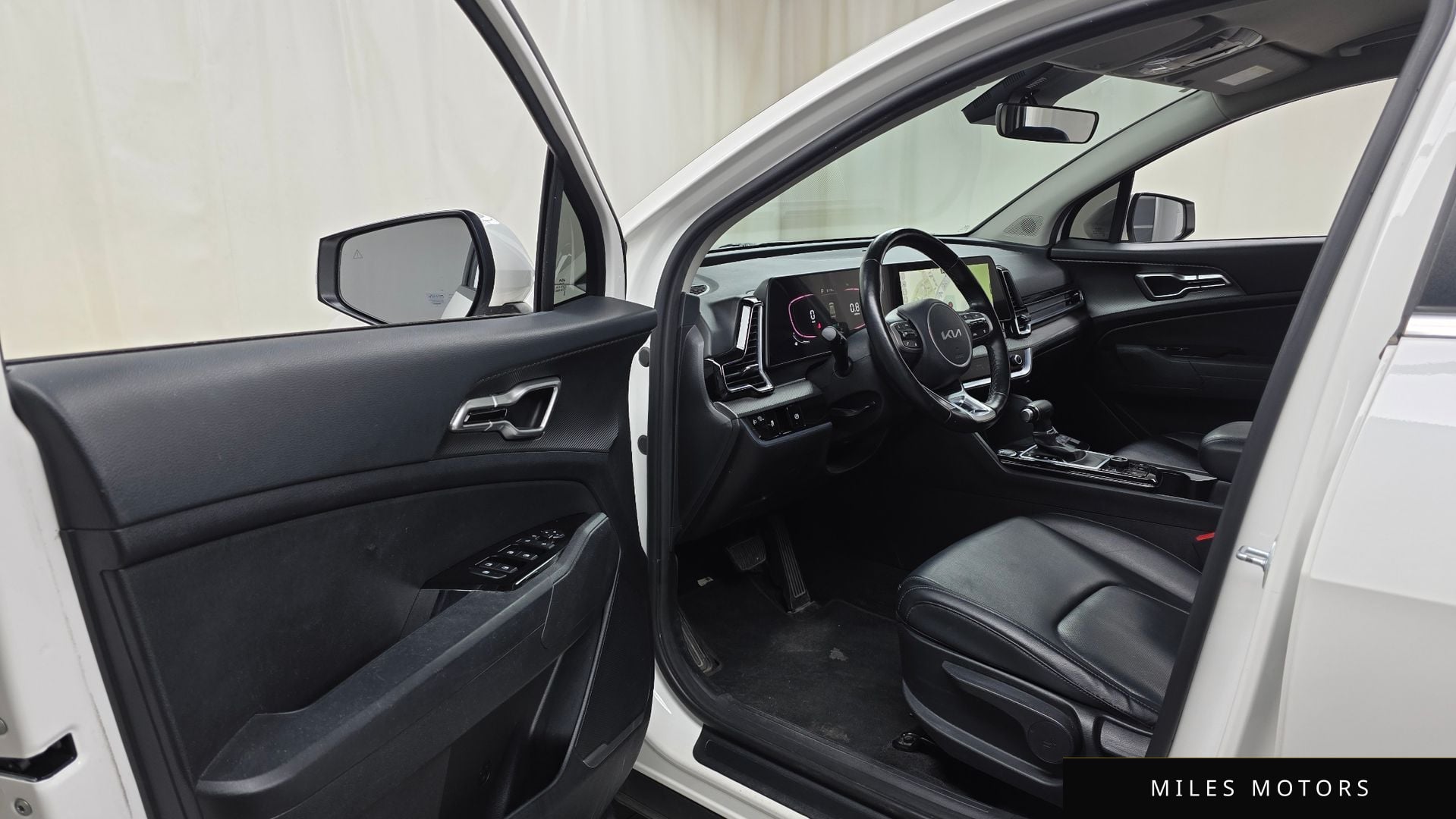 Kia Sportage 2022 — миниатюра 10