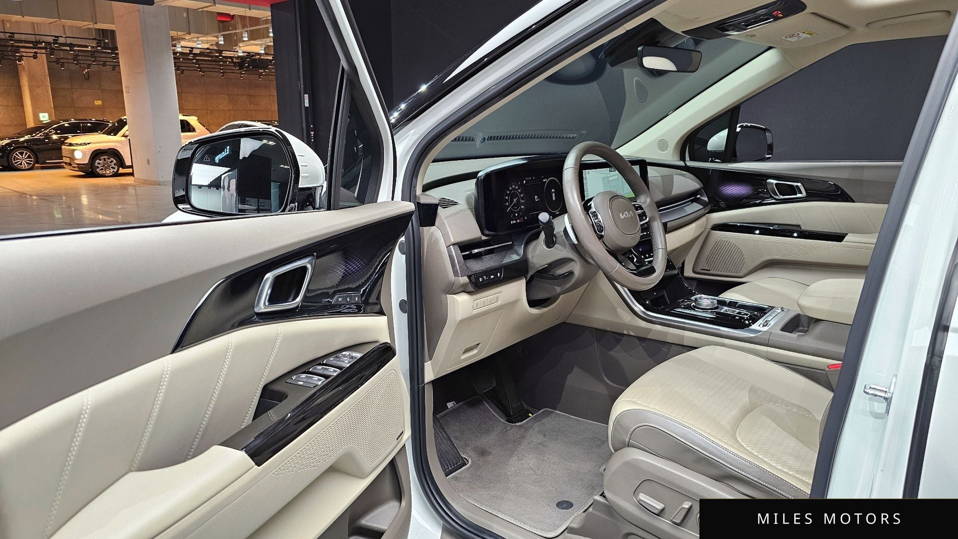 Kia Carnival 2022 — миниатюра 11