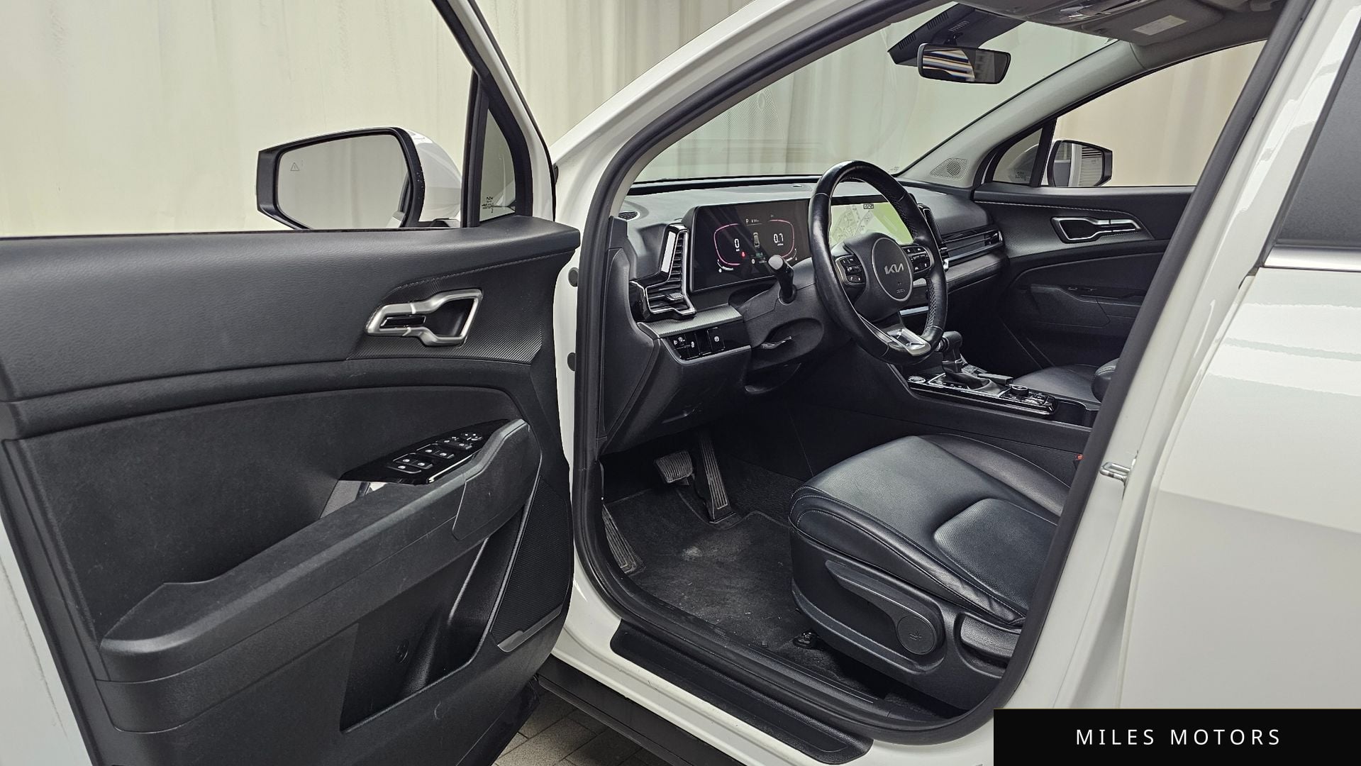 Kia Sportage 2022 — миниатюра 10