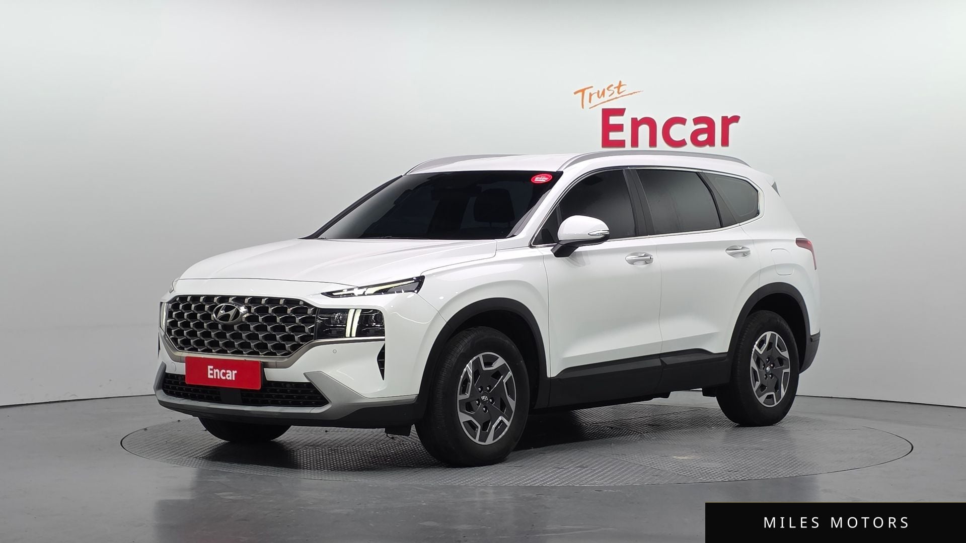 Hyundai Santafe 2023 — фото 1 из 12