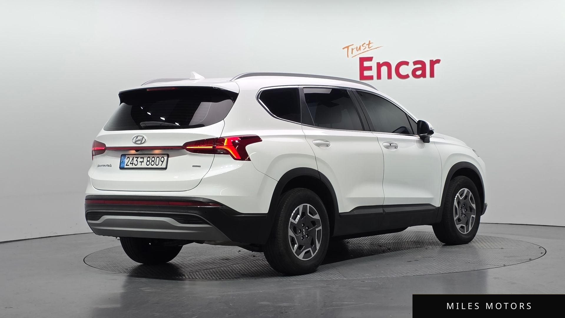 Hyundai Santafe 2023 — миниатюра 2