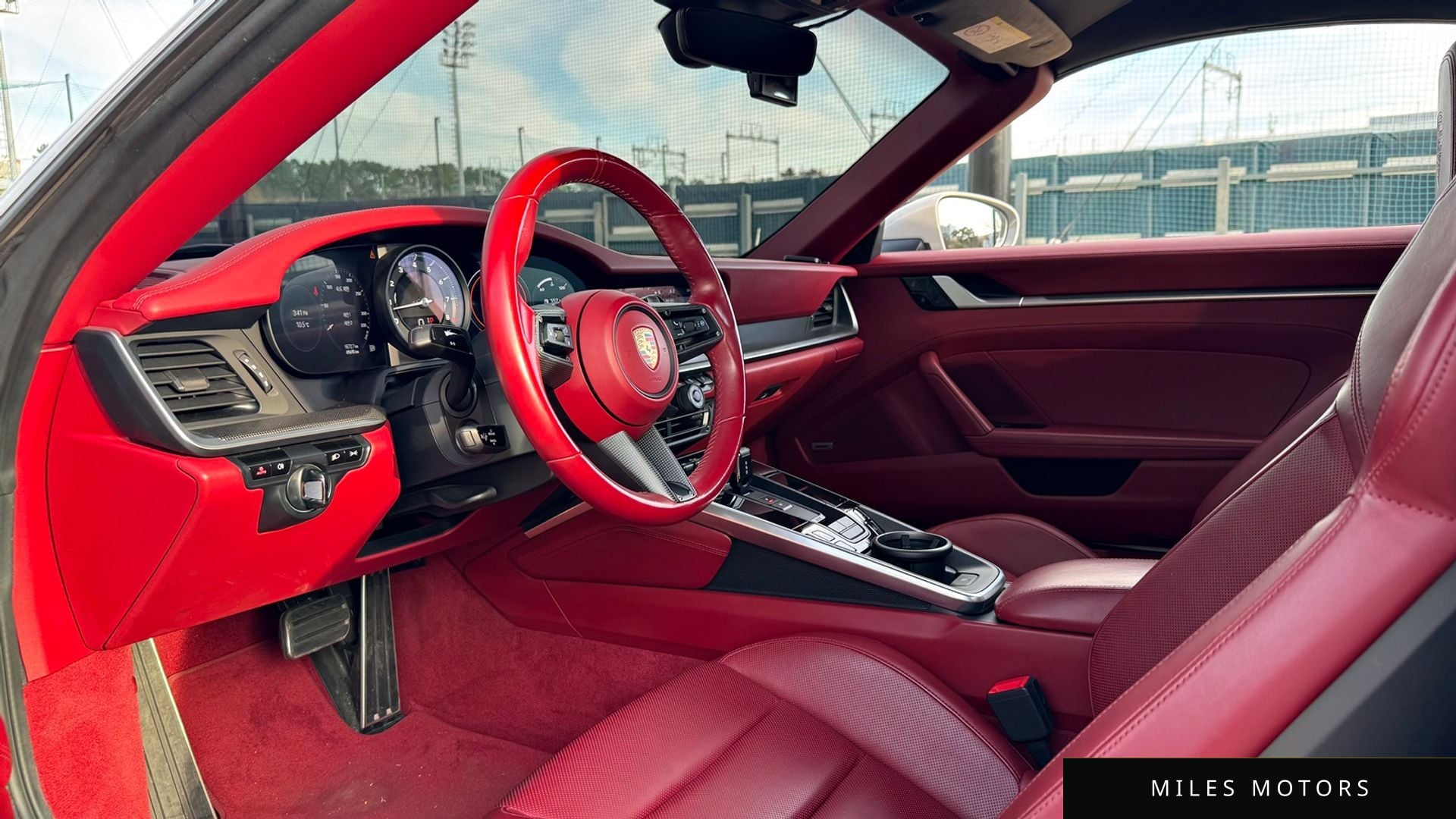 Porsche 911 (992) 2020 — миниатюра 11