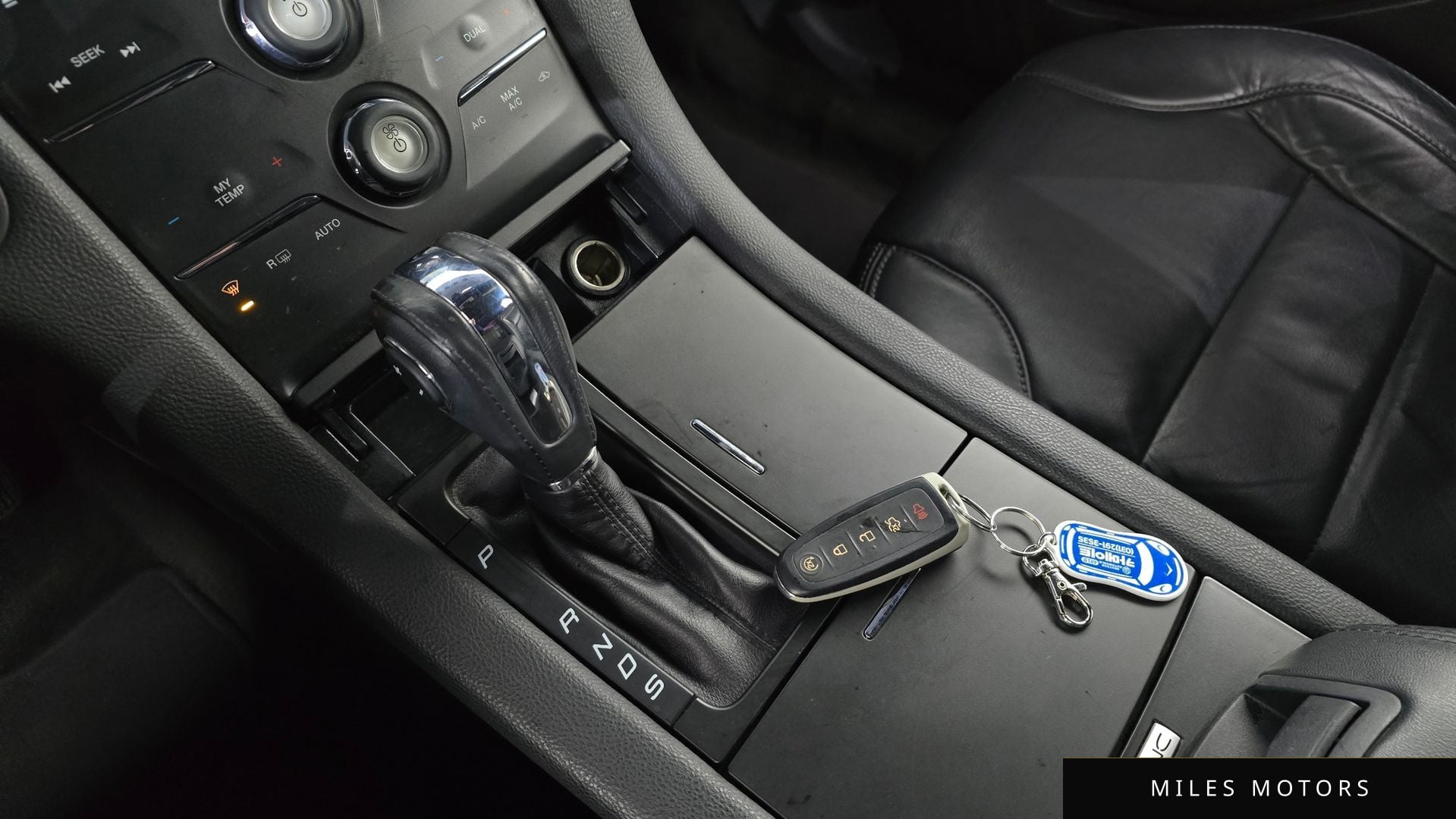 Ford Taurus 2016 — миниатюра 9