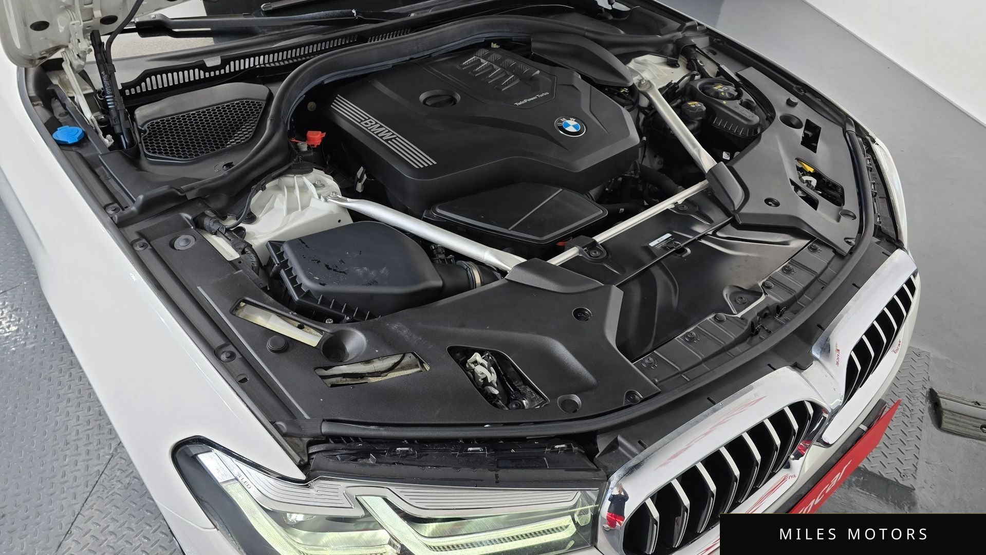 BMW 5 Series (G30) 2021 — миниатюра 6