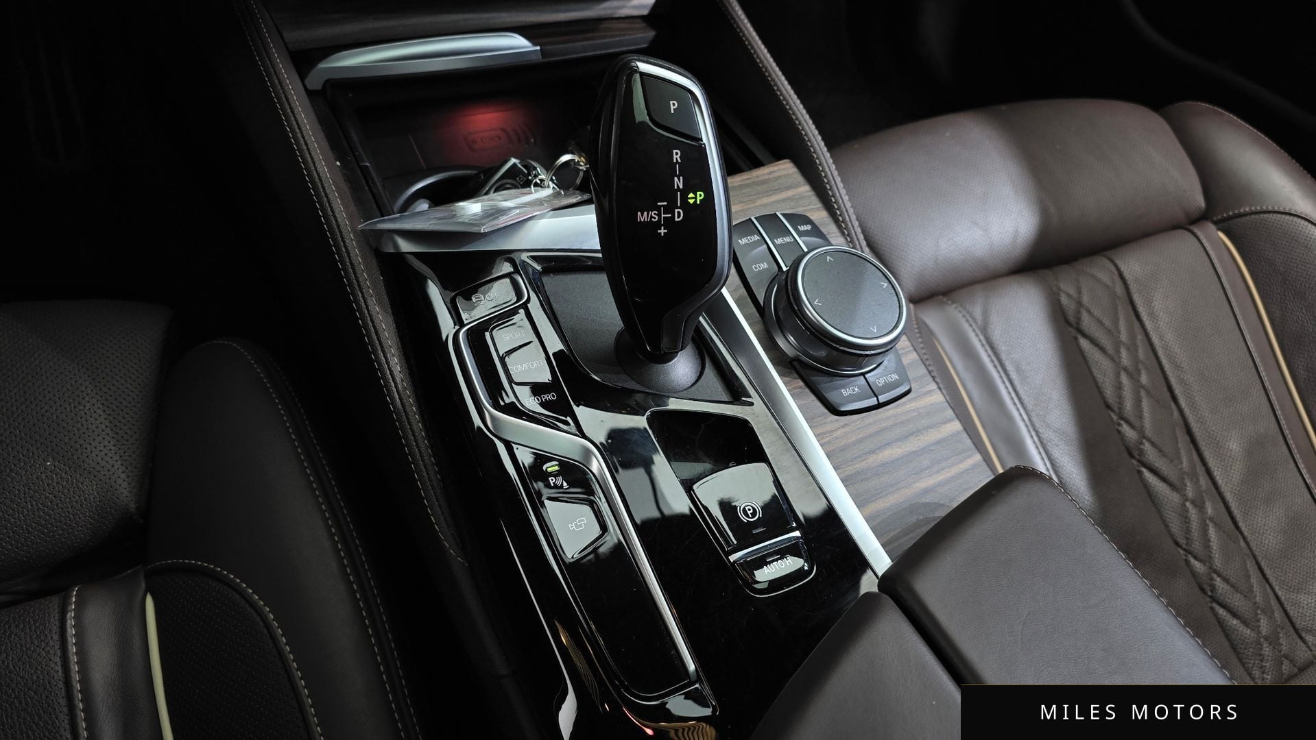 BMW 5 Series (G30) 2021 — миниатюра 9