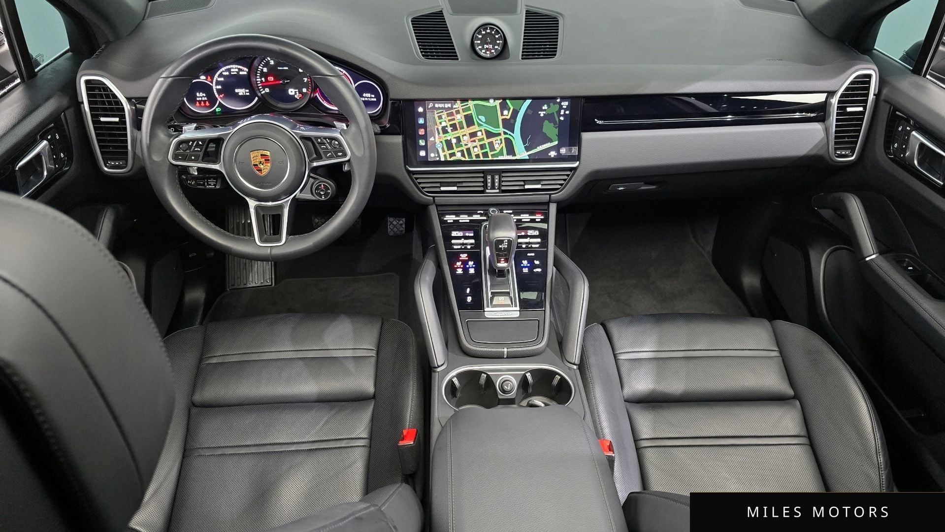 Porsche Cayenne 2023 — миниатюра 7