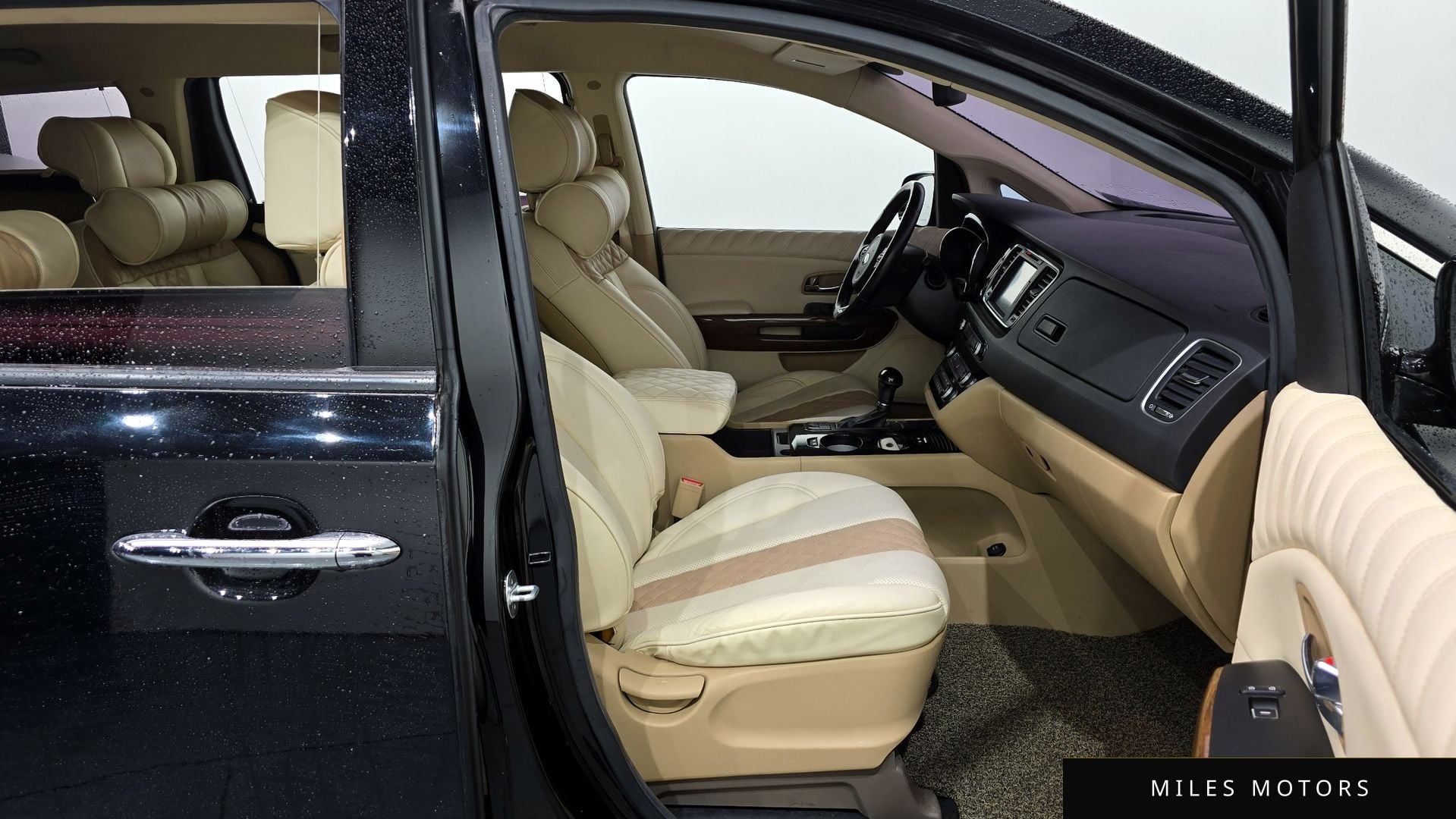 Kia Canival 2016 — миниатюра 11